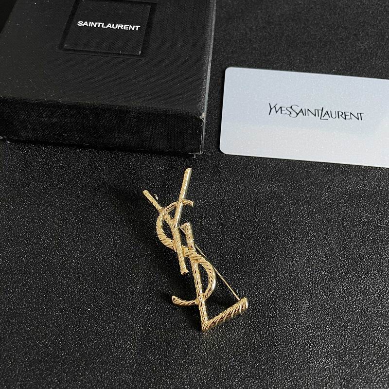 YSL Brooch 06yxs02